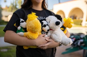PLUSH PALM PALS SNOOPY