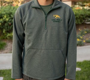 1/4 ZIP LEFT CHEST HORSEHEAD OVER FULL SPELL
